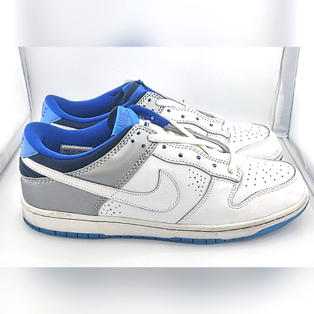 Nike Dunk Low Premium Jordan J Pack (2006)